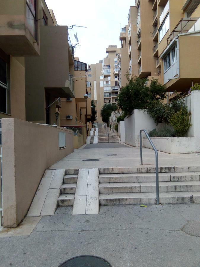 A Small Apartment For A Great Vacation "Ludi" Split Zewnętrze zdjęcie